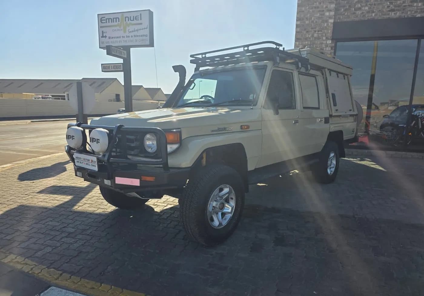 Toyota LAND CRUISER 4.5 EFI M/T 4X4 CAMPER